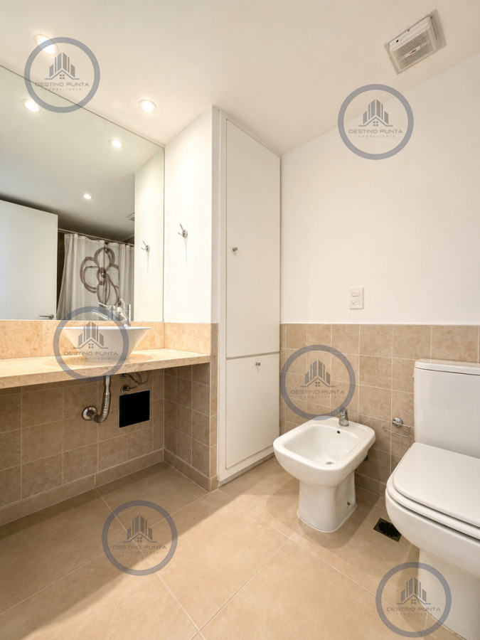 Apartamento ID.3095 - Venta de apartamento de 2 dormitorios con parrillero propio y vista al mar, Punta Ballena
