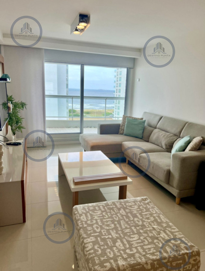 Apartamento ID.3160 - Venta de apartamento con vista al mar a pasos de playa Brava de 2 dormitorios con parrillero 