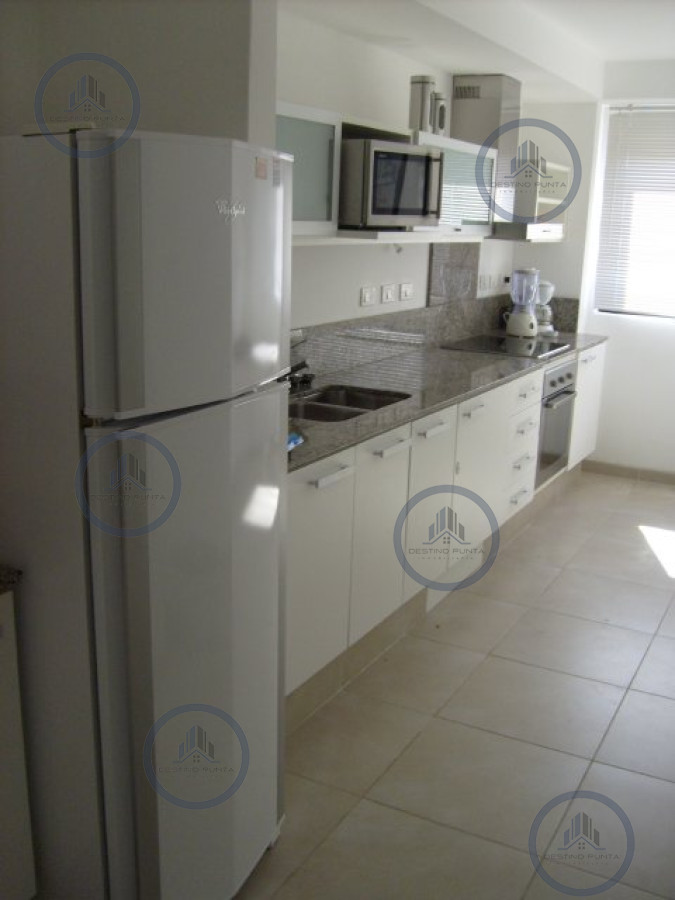 Apartamento ID.1174 - Venta de apartamento de dos dormitorios con dos baños en maravilloso complejo de Punta Ballena 