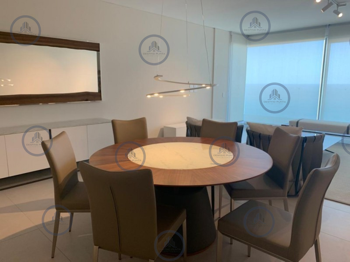 Apartamento ID.1651 - Alquiler temporario de apartamento Premiun central de tres dormitorios Le Parc III sobre Playa Brava