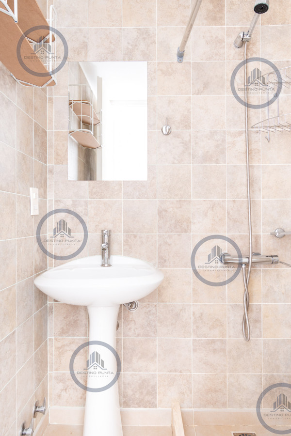 Apartamento ID.9 - Alquier temporario de amplio departamento de tres dormitorios con jardín, Punta Ballena
