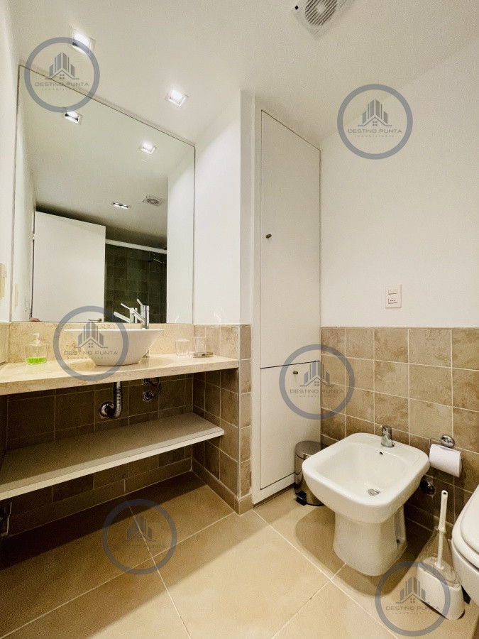 Apartamento ID.583 - Alquiler temporario de apartamento de dos dormitorios con Parrillero de uso exclusivo en complejo privado de Punta Ballena