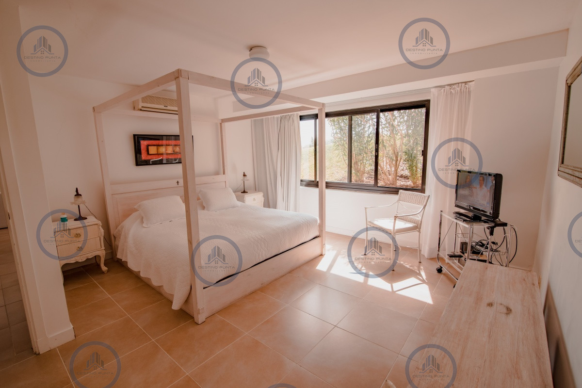 Apartamento ID.42 - Alquiler temporal de amplio departamento de un dormitorio con parrillero de uso exclusivo en complejo de Punta Ballena