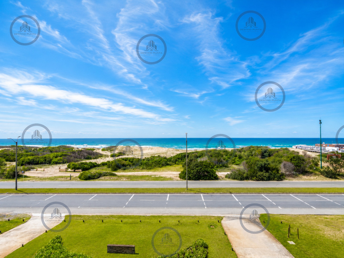 Apartamento ID.1108 - Apartamento Frente al Mar de 3 Dormitorios, Playa Brava Punta del Este