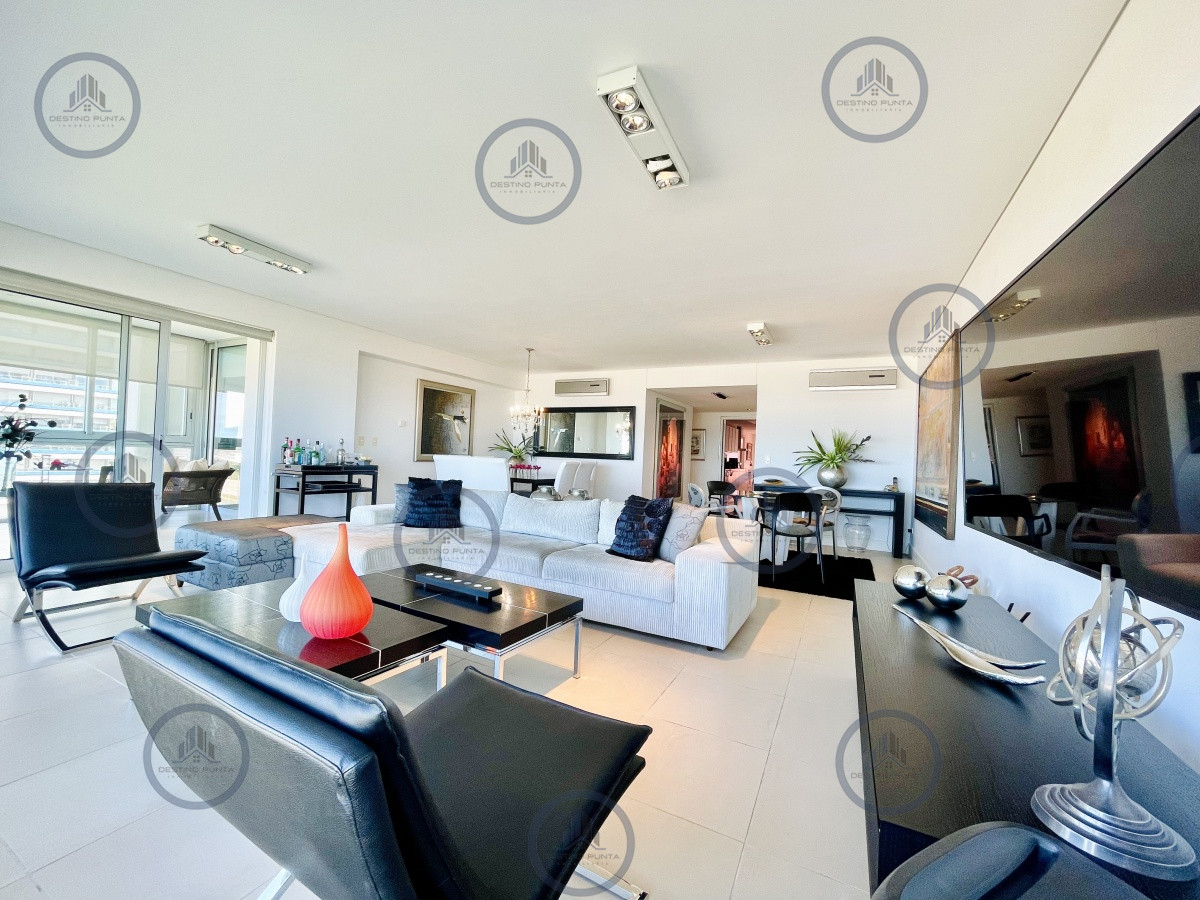 Apartamento ID.45 - Alquiler temporario de departamento premium de 3 Dormitorios y dependencia de servicio, Playa Brava
