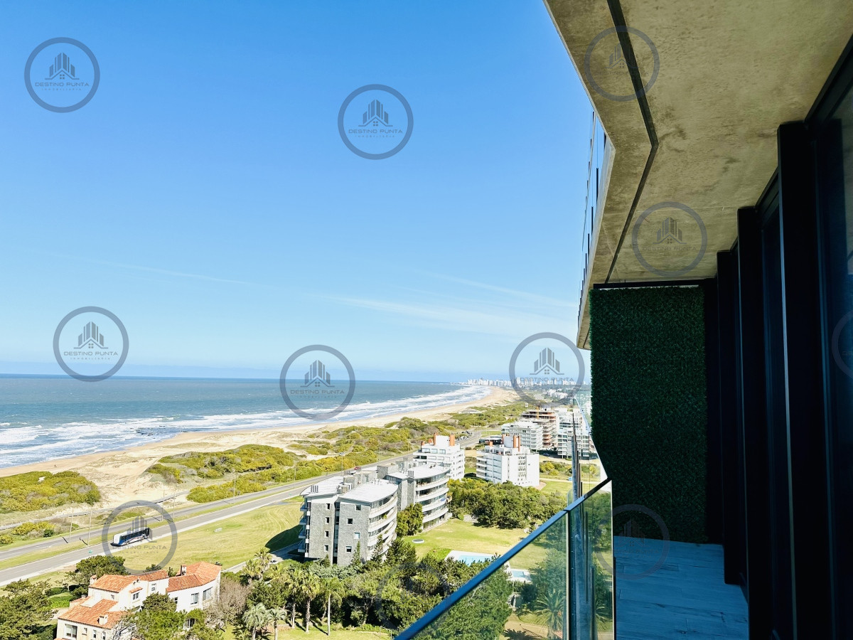 Apartamento ID.677 - Venta y alquiler de apartamento de tres dormitorios con tres suites moderno a estrenar, playa Brava