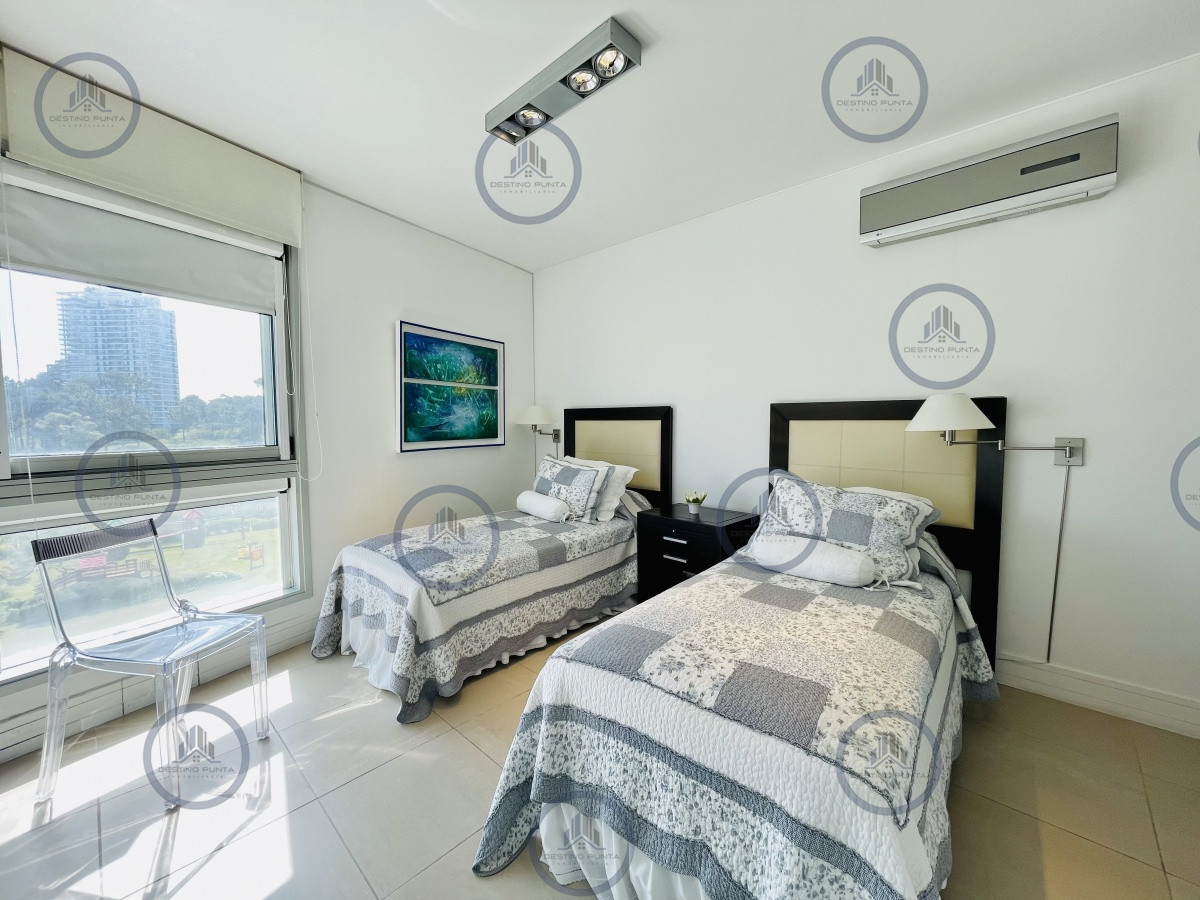 Apartamento ID.45 - Alquiler temporario de departamento premium de 3 Dormitorios y dependencia de servicio, Playa Brava