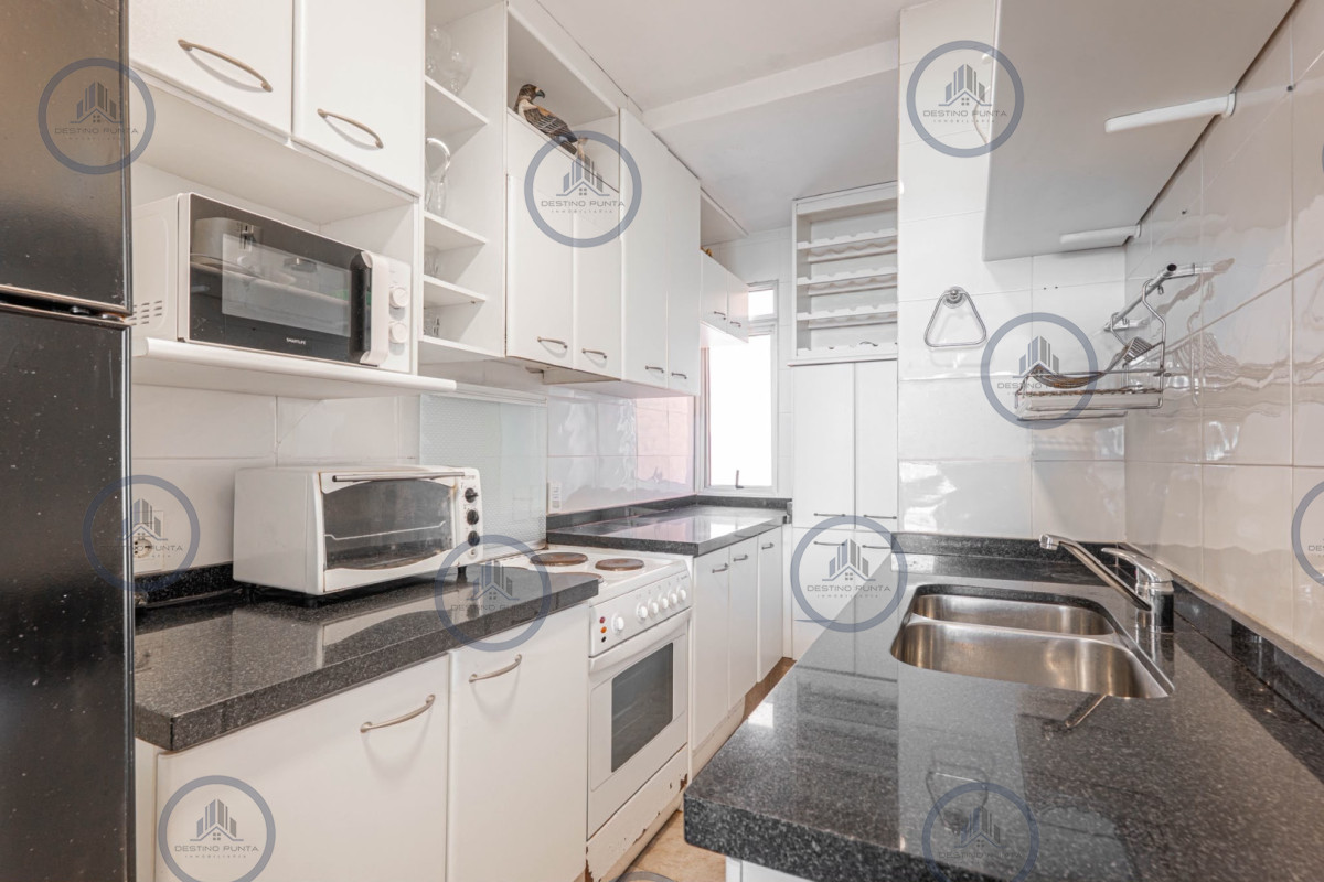 Apartamento ID.3194 - Exclusivo apartamento de 2 dormitorios y 2 baños frente al mar en Playa Brava