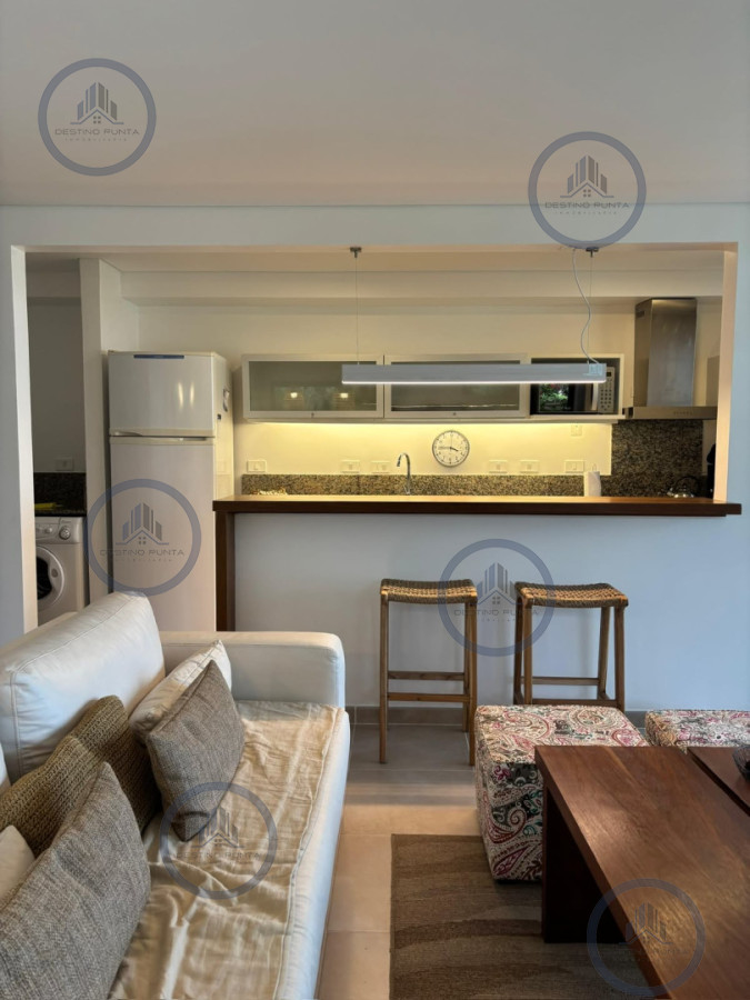 Apartamento ID.377 - Alquiler temporario de apartamento de dos dormitorios con parrillero, Punta Ballena