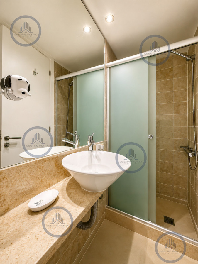 Apartamento ID.3147 - Venta de apartamento de 2 Dormitorios con Parrillero y Vistas al Mar, Punta Ballena 