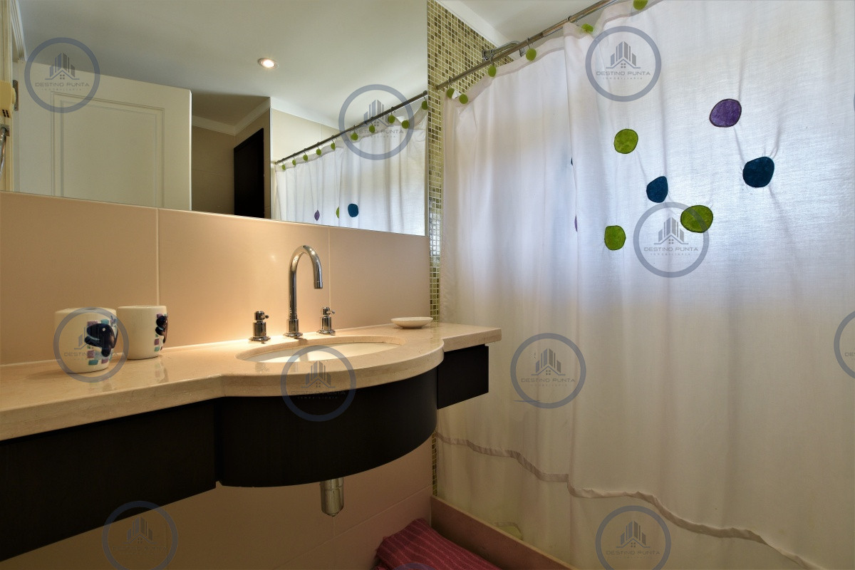 Apartamento ID.357 - Moderno Apartamento de 3 Dormitorios frente al Mar - Playa Brava