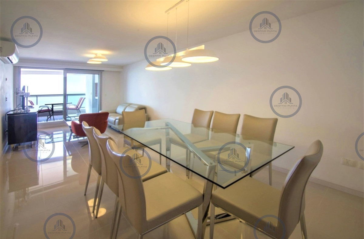 Apartamento ID.306 - Moderno Apartamento de 3 Dormitorios con Parrillero en Look Brava