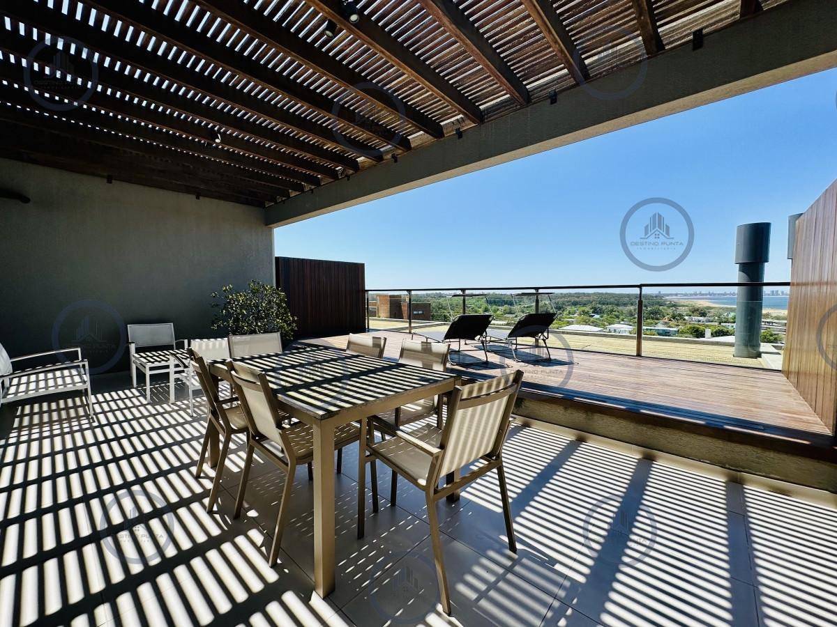 Apartamento ID.1690 - Venta y Alquiler temporario de apartamento moderno de dos dormitorios con parrillero en Punta Ballena