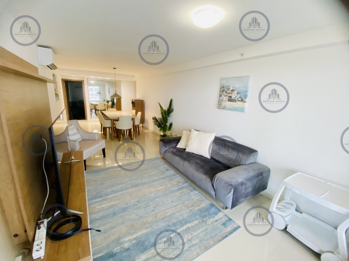 Apartamento ID.2184 - Moderno apartamentro de 2 dormitorios con parrillero de uso exclusivo en alquiler temporario edificio Look Brava