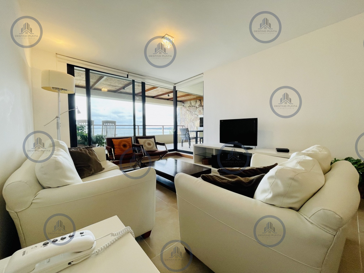 Apartamento ID.583 - Alquiler temporario de apartamento de dos dormitorios con Parrillero de uso exclusivo en complejo privado de Punta Ballena
