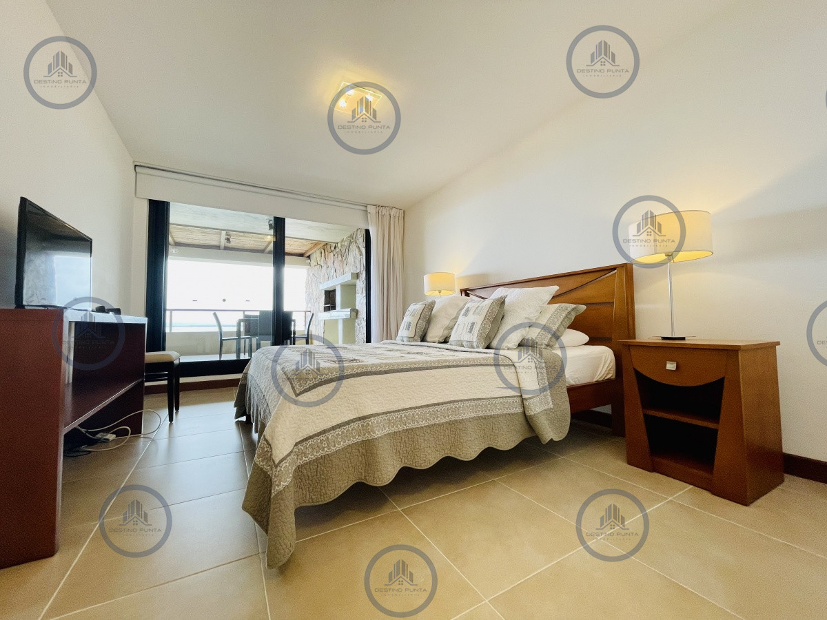 Apartamento ID.583 - Alquiler temporario de apartamento de dos dormitorios con Parrillero de uso exclusivo en complejo privado de Punta Ballena