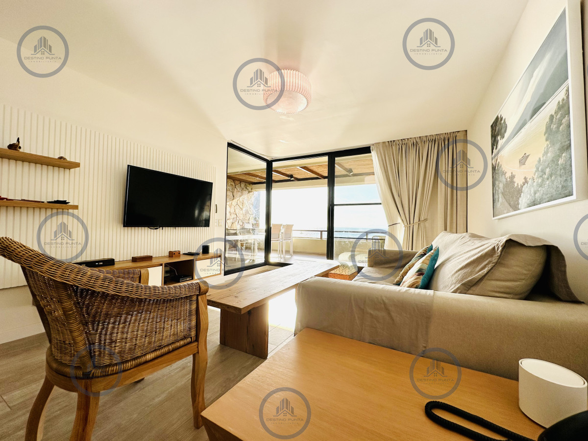 Apartamento ID.108 - Alquiler temporario de apartamento con la mejor ubicación del complejo, unidad de dos dormitorios con parrillero de uso exclusivo, Punta Ballena