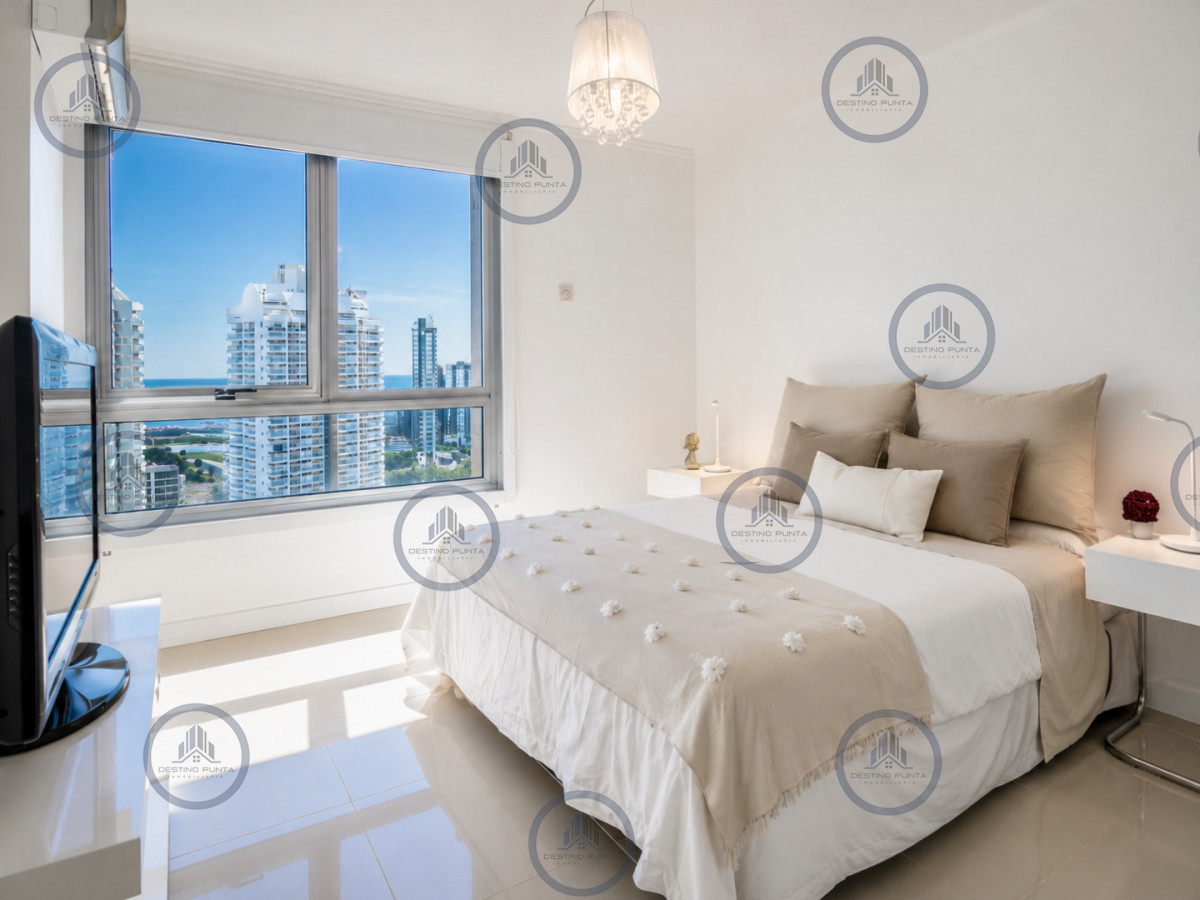 Apartamento ID.327 - Apartamento de 2 Dormitorios y Medio en Forest Tower - Punta del Este