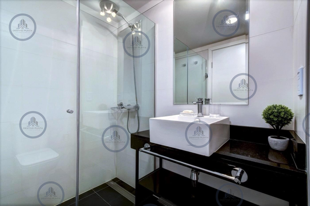 Apartamento ID.1457 - Venta y alquiler temporal de apartamento de dos dormitorios en edificio Art Tower, La Pastora, Punta del Este