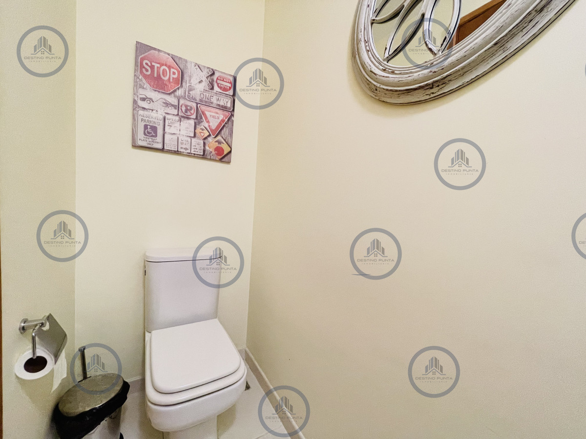 Apartamento ID.216 - Excelente Apartamento de 2 Dormitorios con Vista al Mar, Playa Mansa