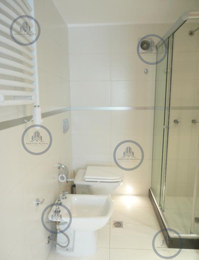 Apartamento ID.956 - Apartamento de 6 Dormitorios Frente al Puerto de Punta del Este
