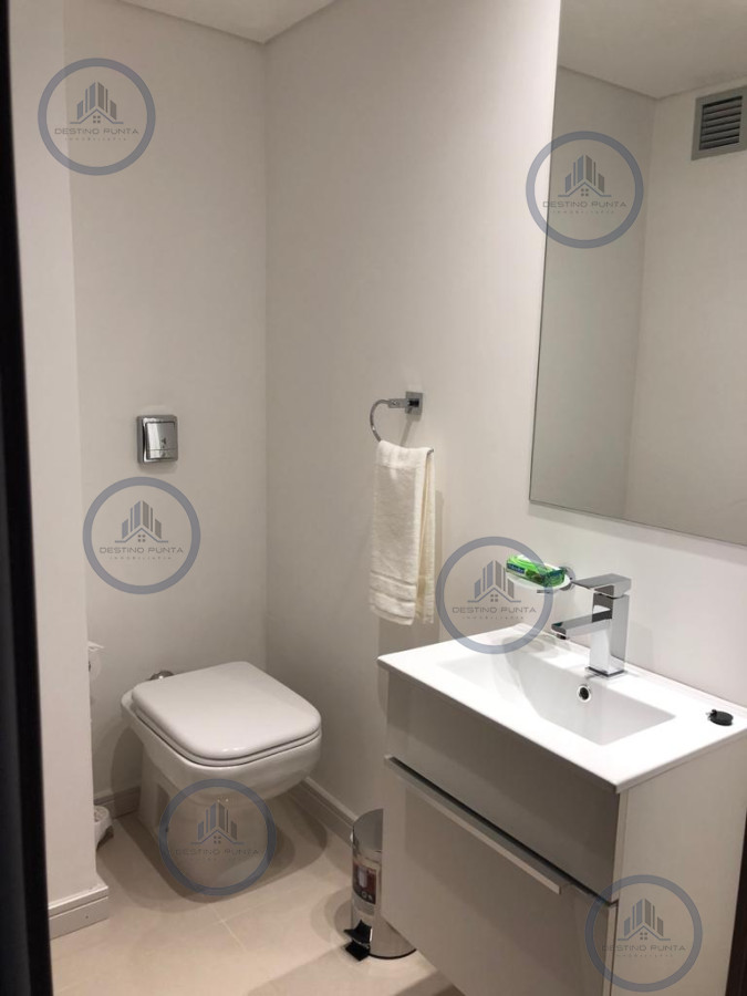 Apartamento ID.164 - Venta y alquiler temporario de apartamento de un dormitorio con parrillero en Playa Brava