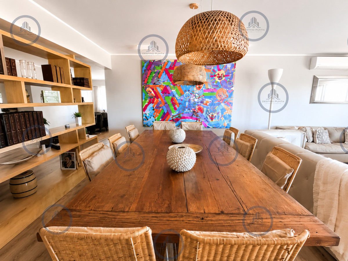 Apartamento ID.3027 - Espectacular Apartamento de 3 Dormitorios en Península de Punta del Este. En Venta y Alquiler Anual