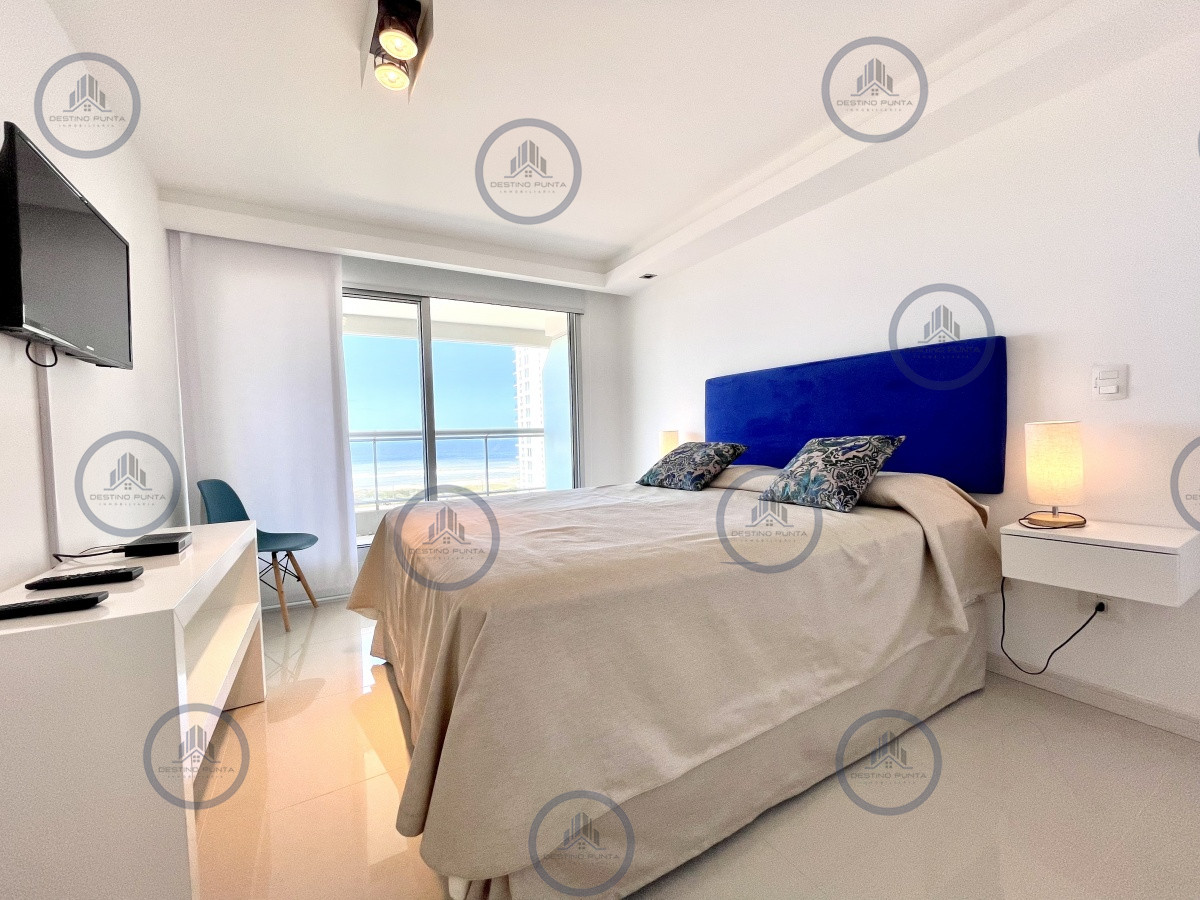 Apartamento ID.442 - Alquiler temporario de apartamento de dos dormitorios con dos baños en Playa Brava
