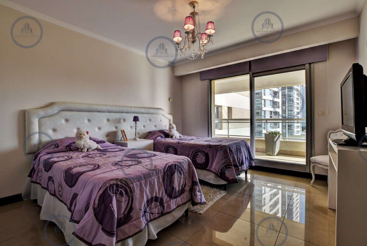 Apartamento ID.357 - Moderno Apartamento de 3 Dormitorios frente al Mar - Playa Brava