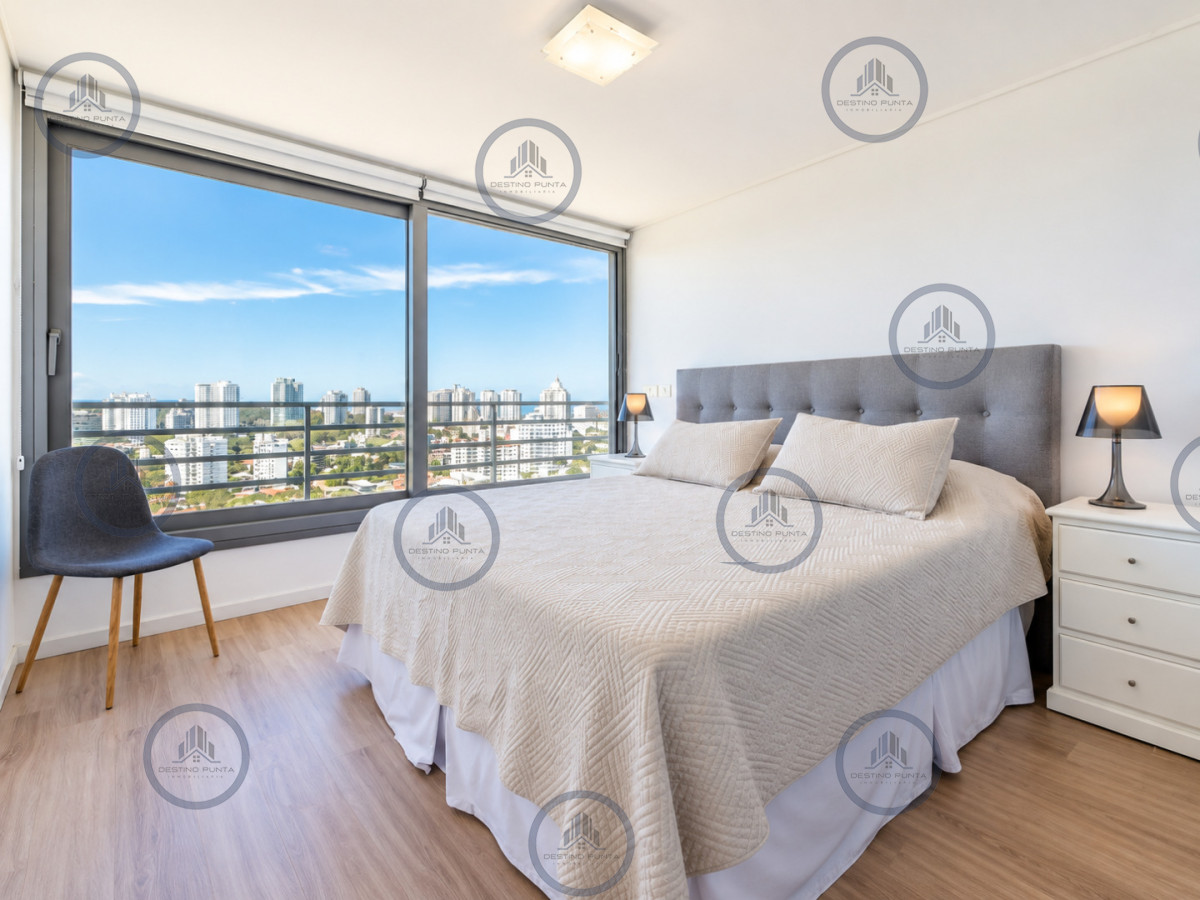 Apartamento ID.3291 - Apartamento de 2 Dormitorios en Suite con Vista al Mar. Playa Mansa, Punta del Este