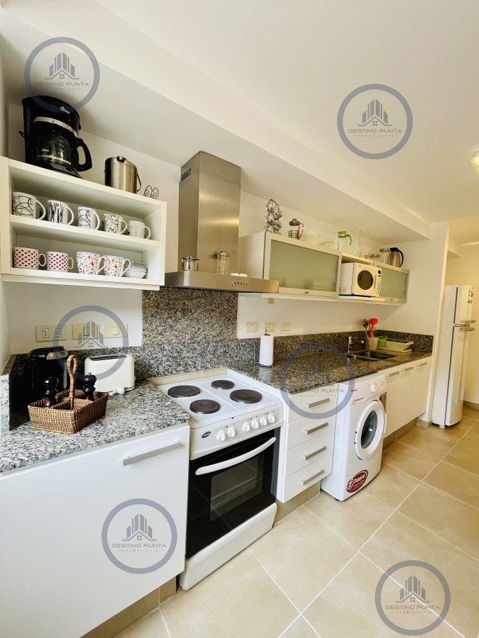 Apartamento ID.583 - Alquiler temporario de apartamento de dos dormitorios con Parrillero de uso exclusivo en complejo privado de Punta Ballena