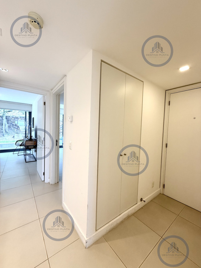 Apartamento ID.3111 - Venta de hermoso departamento de 2 dormitorios más parrillero en Punta Ballena 