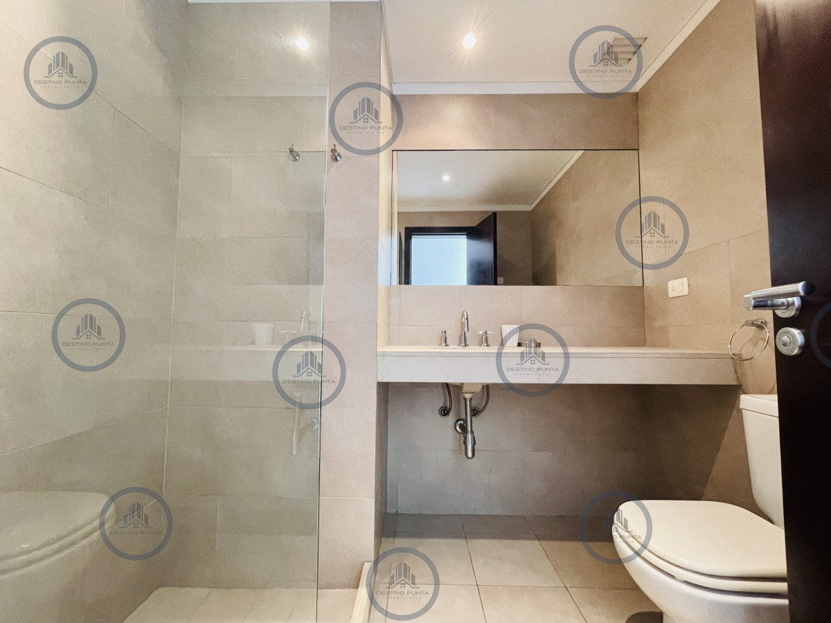 Apartamento ID.1925 - Venta de Moderno Apartamento de 3 Dormitorios Frente al Mar en La Barra