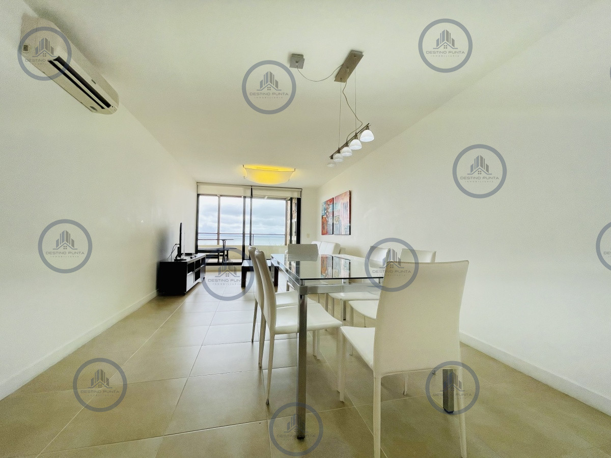 Apartamento ID.1029 - Venta de apartamento de dos dormitorios con parrillero en complejo privado de Punta Ballena