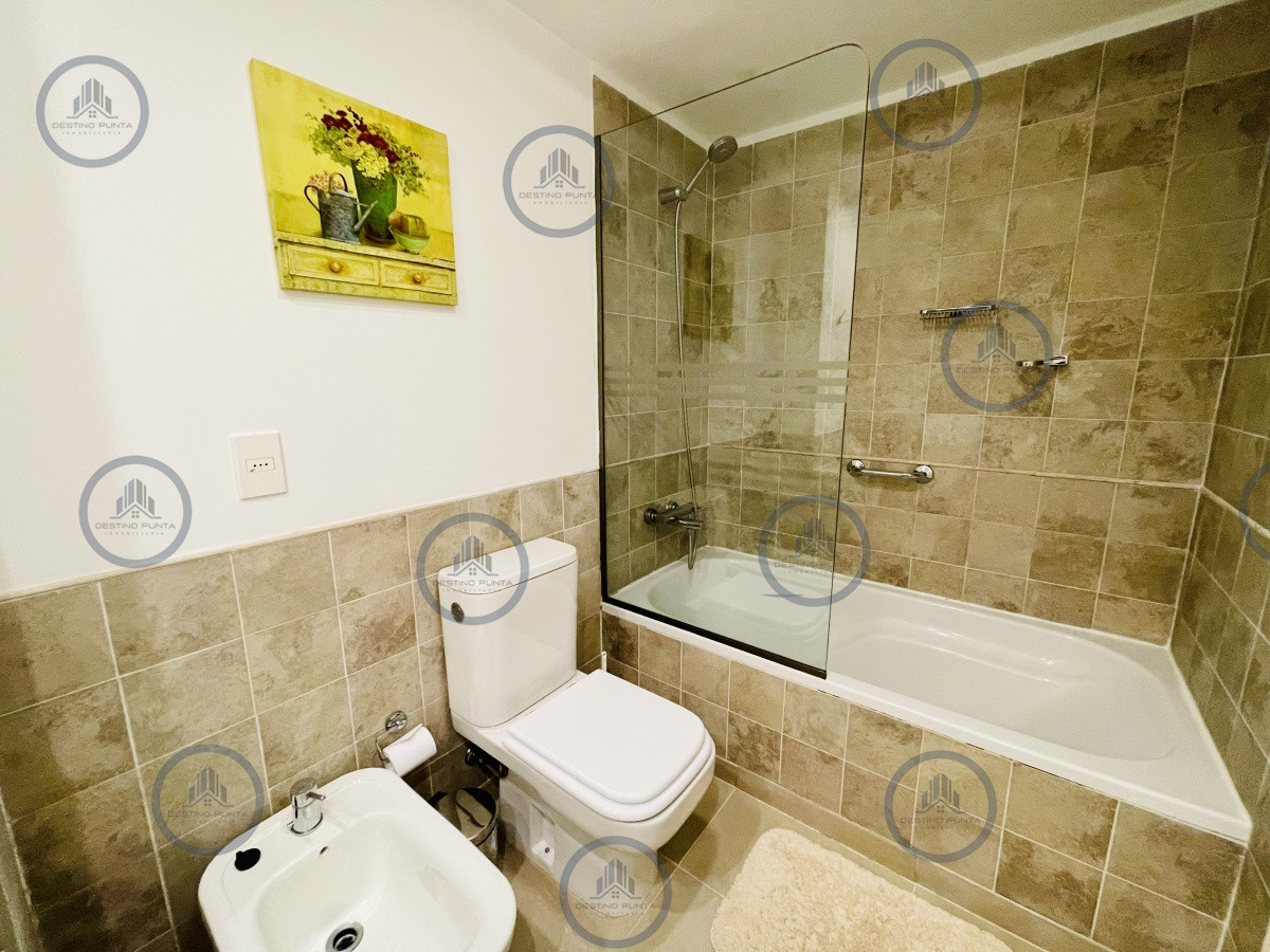 Apartamento ID.928 - Alquiler temporario de apartamento de dos dormitorios con parrillero de uso exclusivo en Punta Ballena