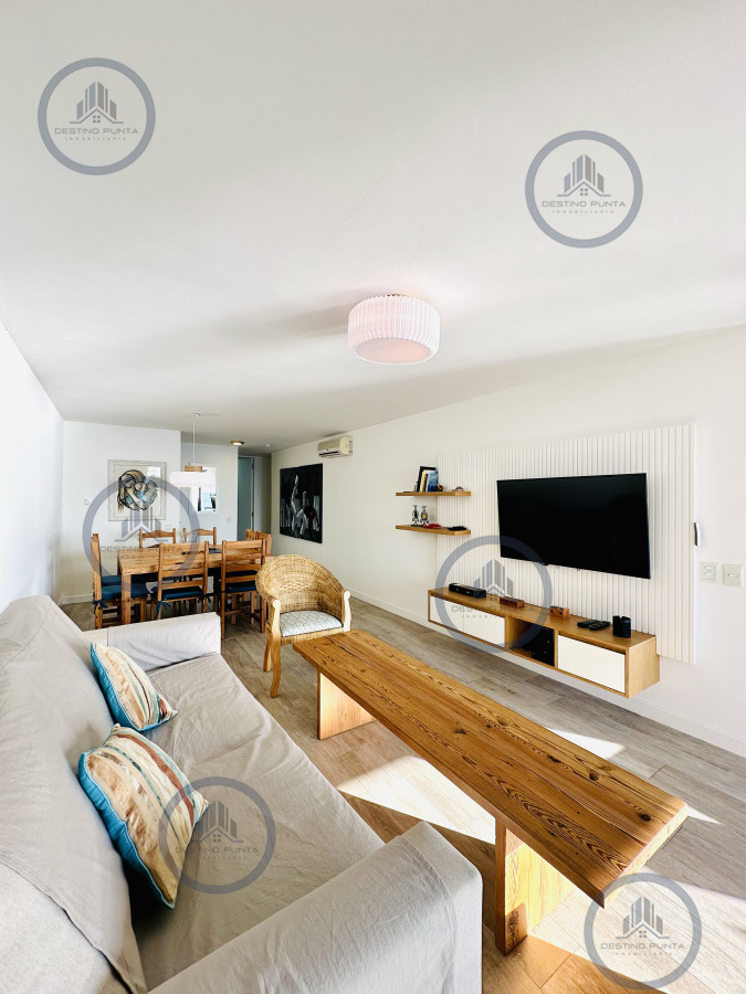 Apartamento ID.108 - Alquiler temporario de apartamento con la mejor ubicación del complejo, unidad de dos dormitorios con parrillero de uso exclusivo, Punta Ballena