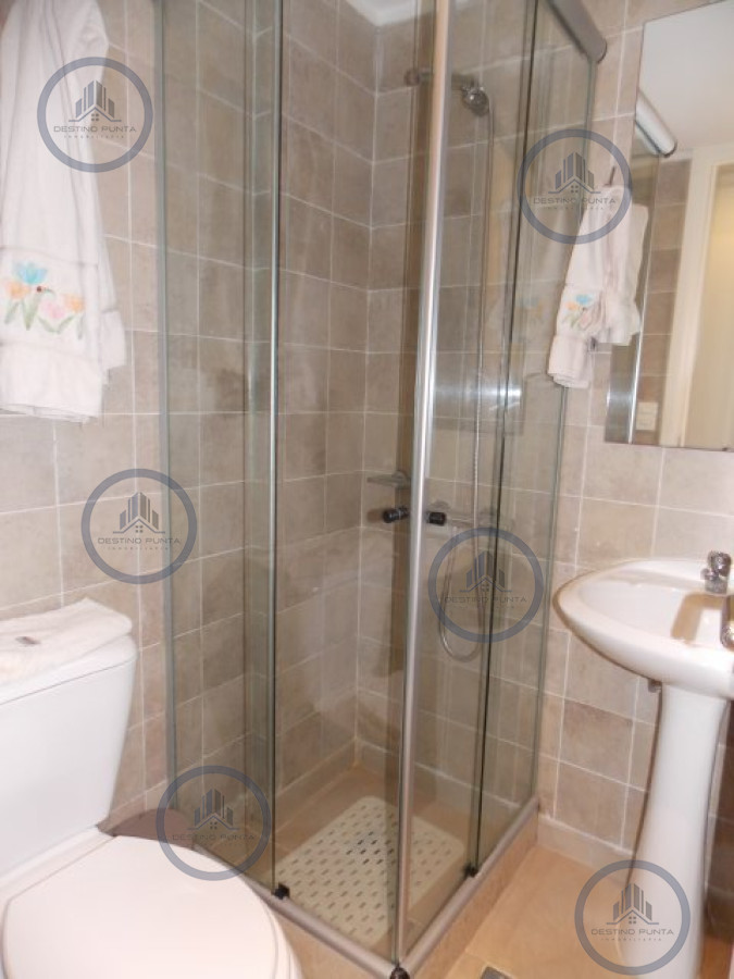 Apartamento ID.32 - Alquiler temporario de departamento esquinero de dos dormitorios mas dependencia de servicio, Punta Ballena