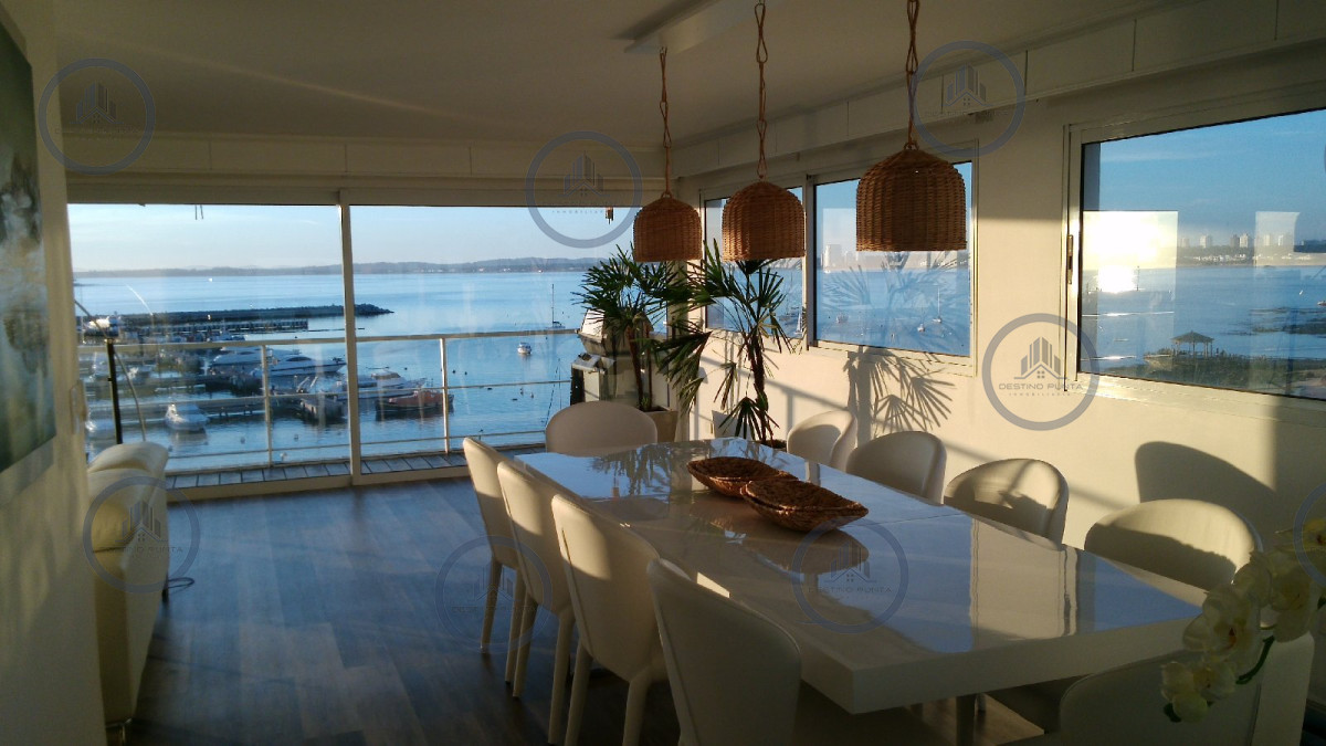 Apartamento ID.956 - Apartamento de 6 Dormitorios Frente al Puerto de Punta del Este