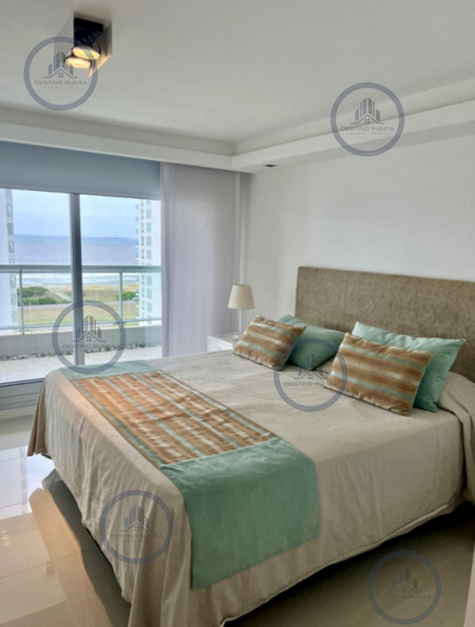 Apartamento ID.3160 - Venta de apartamento con vista al mar a pasos de playa Brava de 2 dormitorios con parrillero 