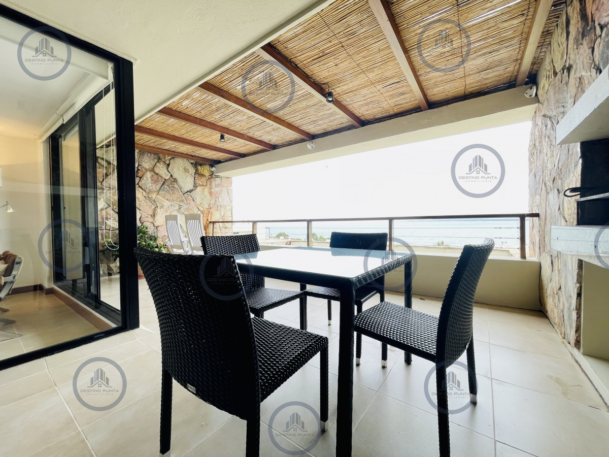 Apartamento ID.583 - Alquiler temporario de apartamento de dos dormitorios con Parrillero de uso exclusivo en complejo privado de Punta Ballena