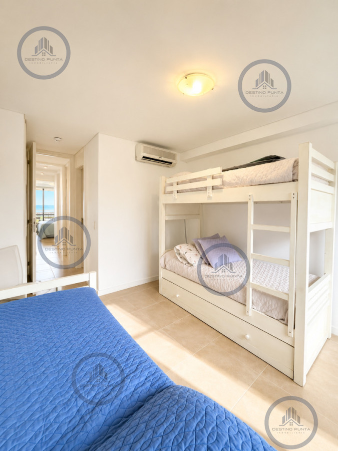 Apartamento ID.3095 - Venta de apartamento de 2 dormitorios con parrillero propio y vista al mar, Punta Ballena