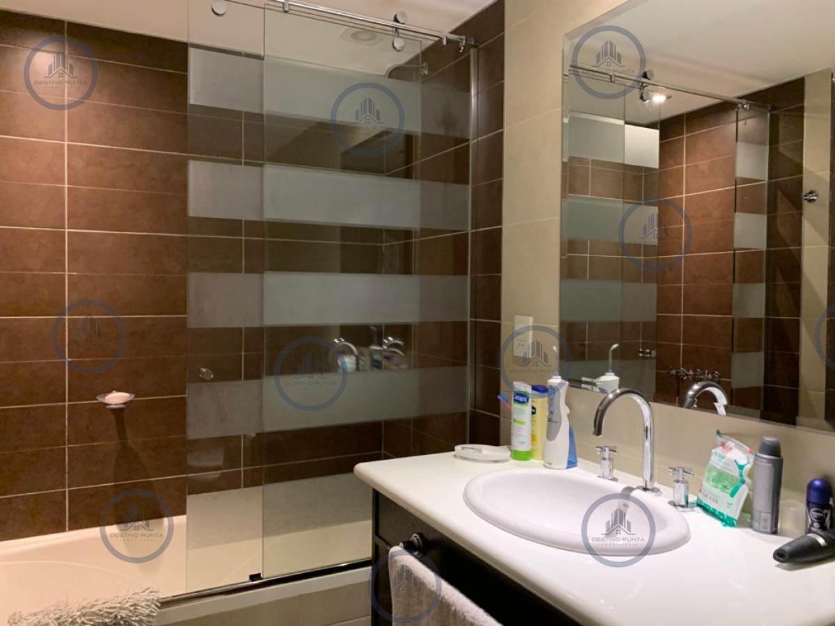 Apartamento ID.241 - Excelente Apartamento de 3 Dormitorios en Playa Brava - Punta del Este