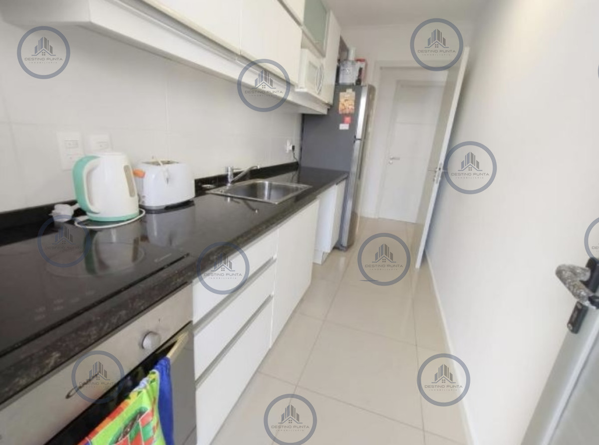 Apartamento ID.2106 - Apartamento de 3 Dormitorios y Parrillero en Playa Brava - Punta del Este