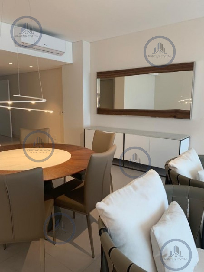 Apartamento ID.1651 - Alquiler temporario de apartamento Premiun central de tres dormitorios Le Parc III sobre Playa Brava