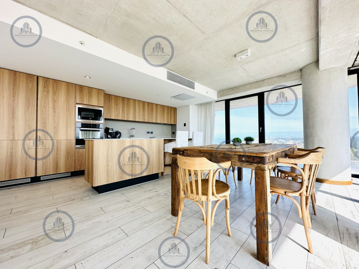 Apartamento ID.680 - Venta y alquiler de Apartamento de 1 Dormitorio en suite piso alto de Torre Surfside Village, Punta del Este