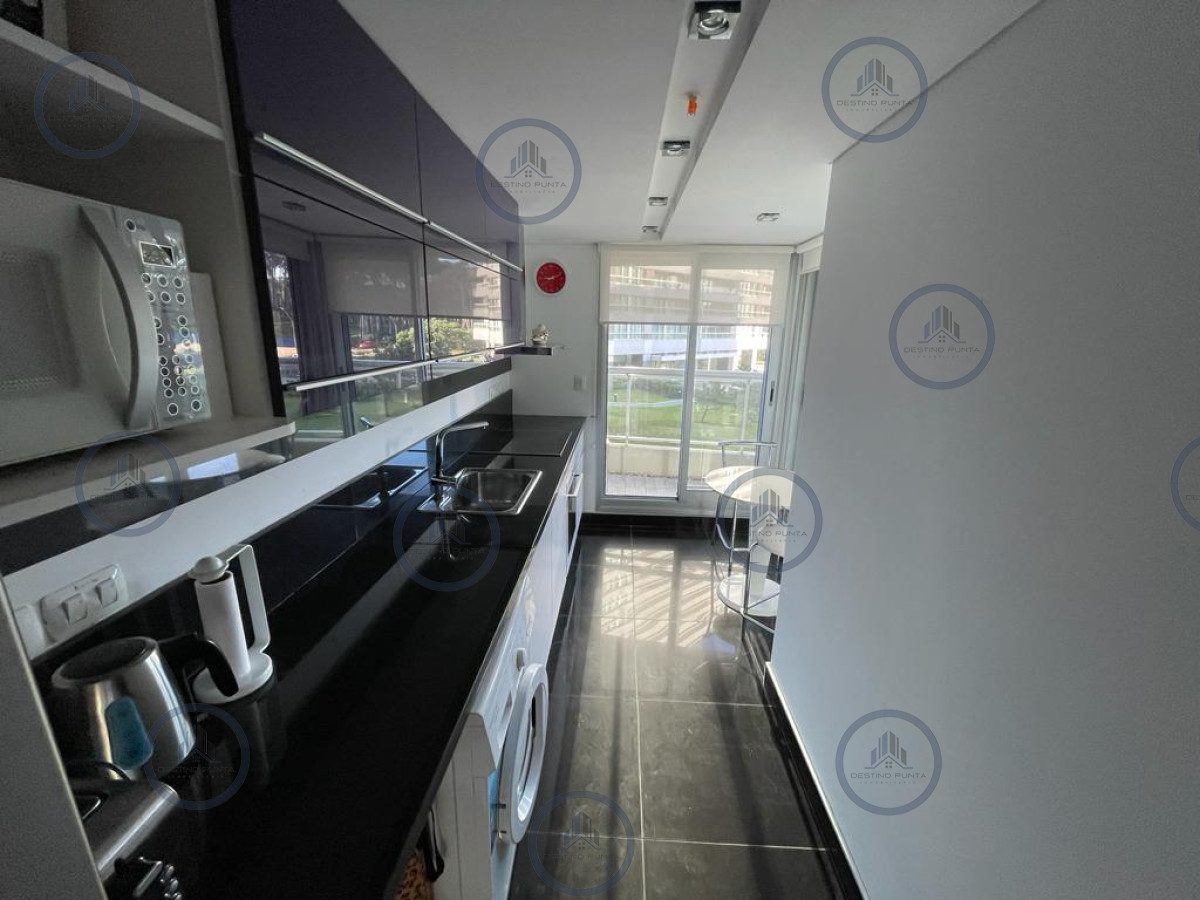 Apartamento ID.2077 - Alquiler temporario de apartamento de 1 dormitorio en playa Brava, Punta del Este