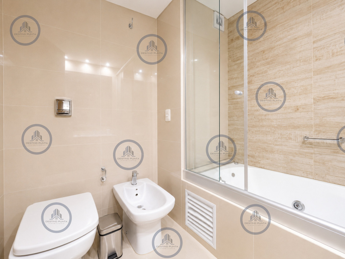 Apartamento ID.2893 - Apartamento de 2 dormitorios y parrillero en Playa Brava alquiler de temporada 