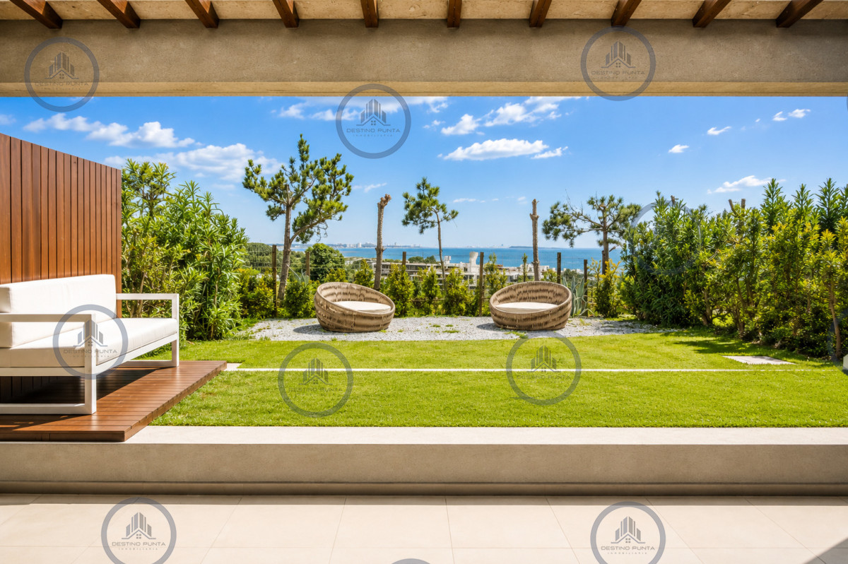 Apartamento ID.429 - Apartamento de 3 Dormitorios, Parrillero de uso exclusivo y Jardín en Punta Ballena, Punta del Este