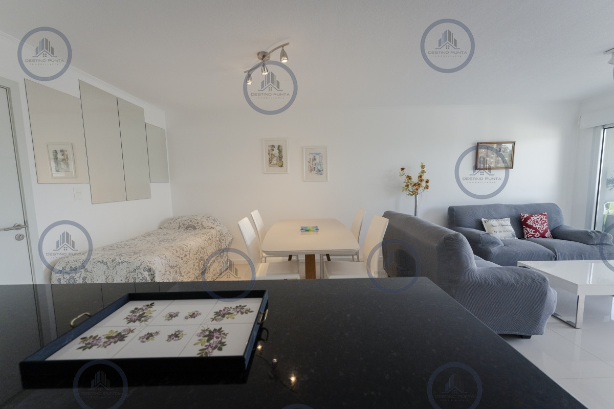 Apartamento ID.2080 - Alquiler temporario de apartamento de 1 dormitorio a un par de cuadras de playa Brava, Punta del Este