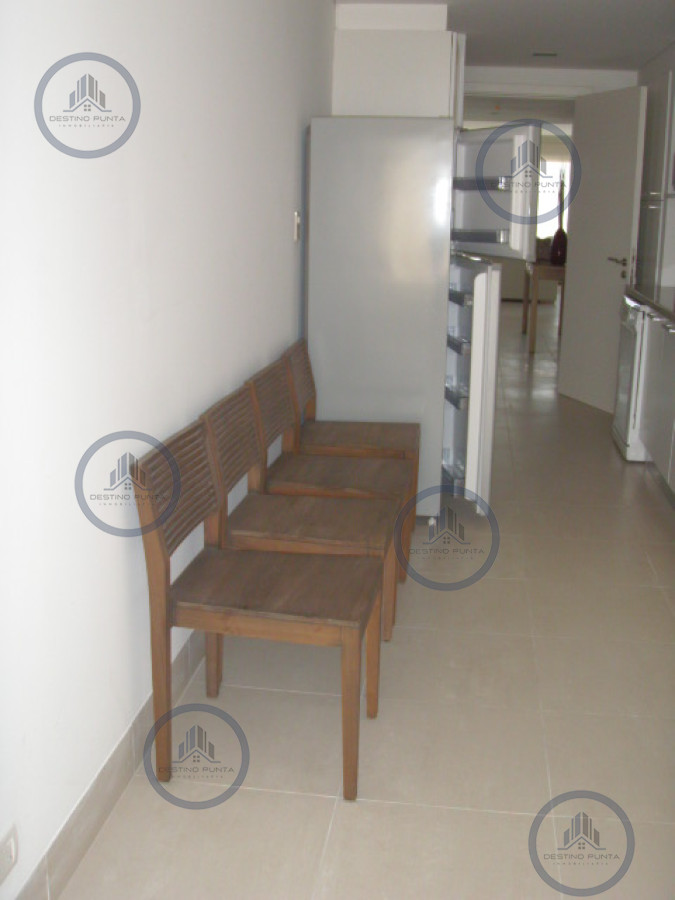 Apartamento ID.50 - Alquiler temporario de departamento esquinero en torre Le Parc, Punta del Este